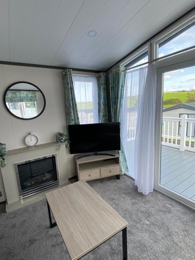 Riverwood Lodge New Quay Exterior foto